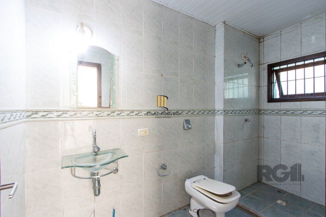 Casa 4 dormitórios no bairro Tristeza