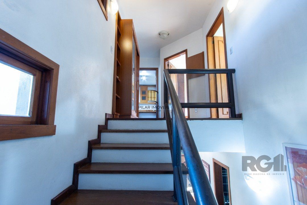 Casa 3 dormitórios no bairro Ipanema