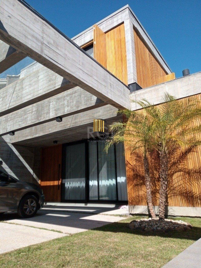 Casa para Venda - 523m², 3 dormitórios, sendo 3 suites, 4 vagas - Sétimo Céu