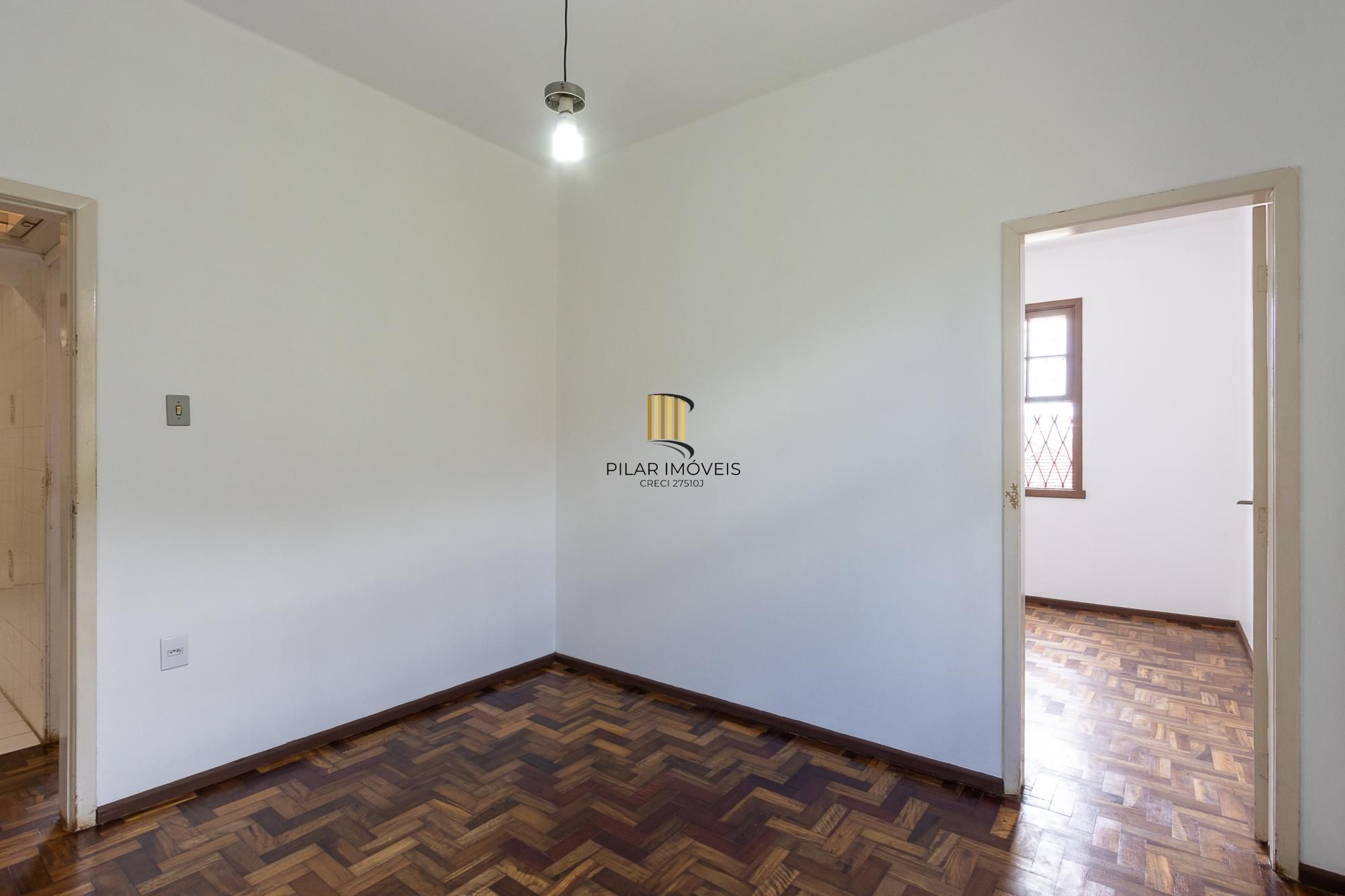 CASA 2 DORMITÓRIOS  NO SANTA TEREZA