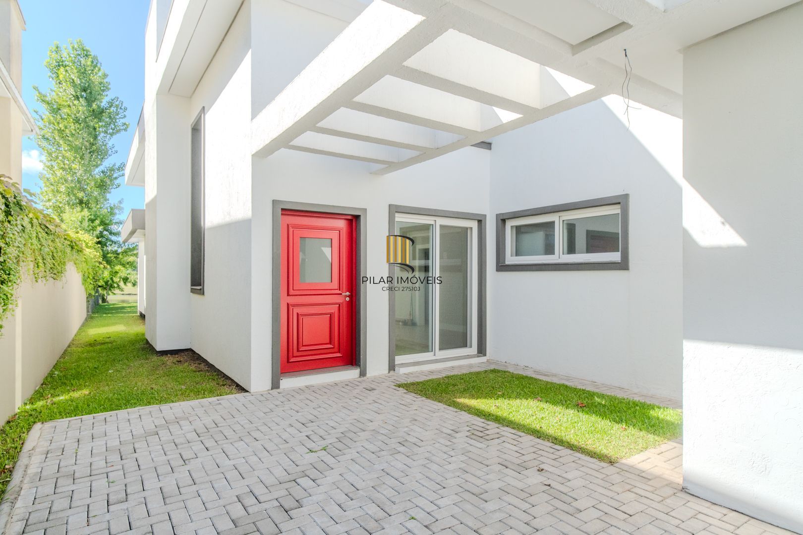 Casa de Condomínio 3 dormitórios no bairro Belém Novo
