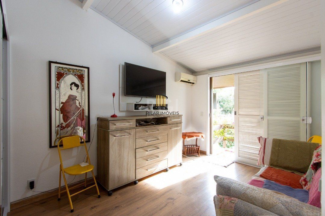 Casa para Venda - 180m², 3 dormitórios, sendo 1 suites, 2 vagas - Ipanema