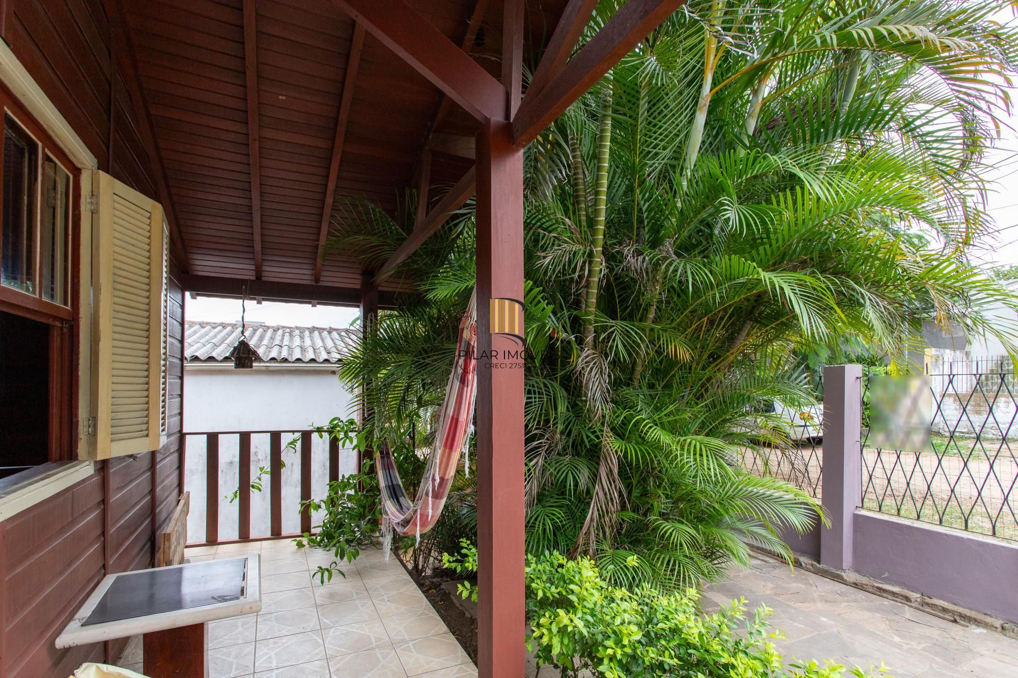 Casa 2 dormitórios no bairro Vila Nova