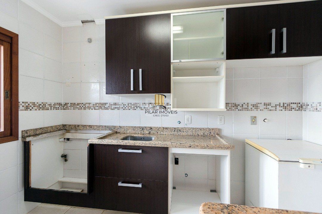 Casa Condominio para Venda - 262.98m², 3 dormitórios, sendo 1 suites, 2 vagas - Imperial Parque