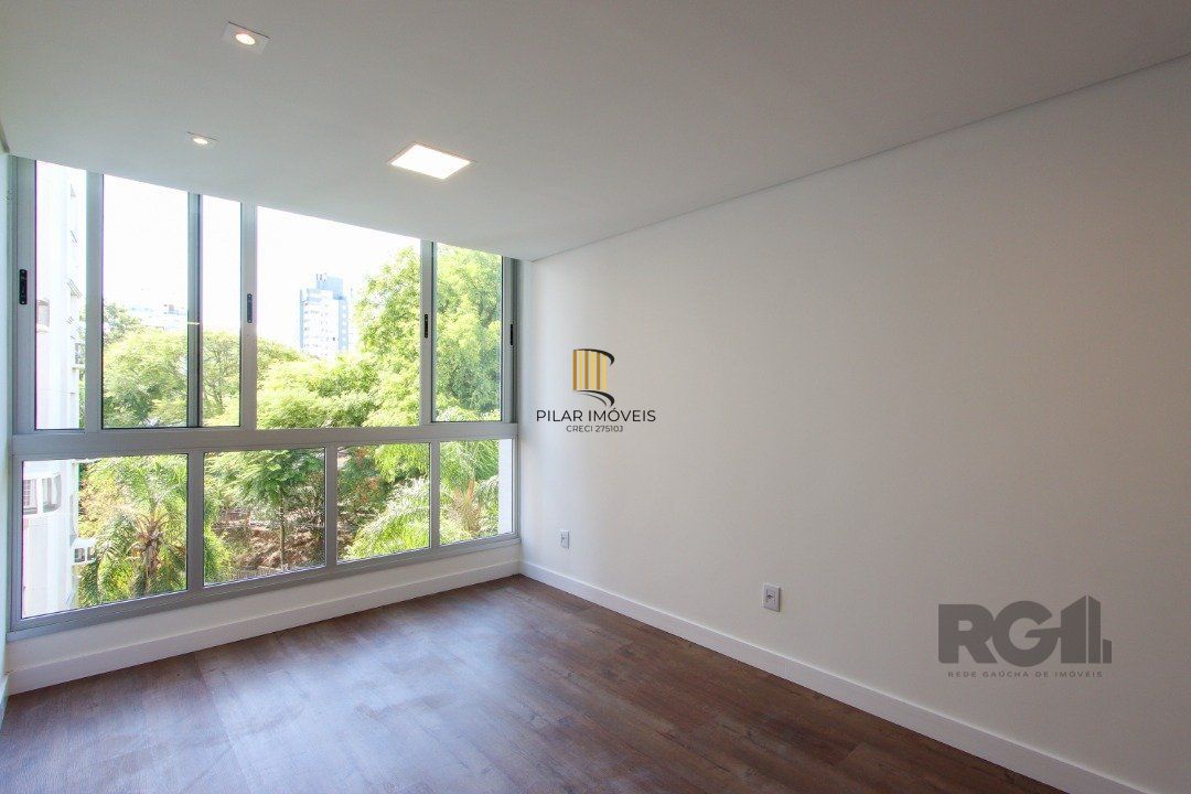 Apartamento em Porto Alegre no Bairro Petrópolis, de 1 quarto, semi mobiliado.