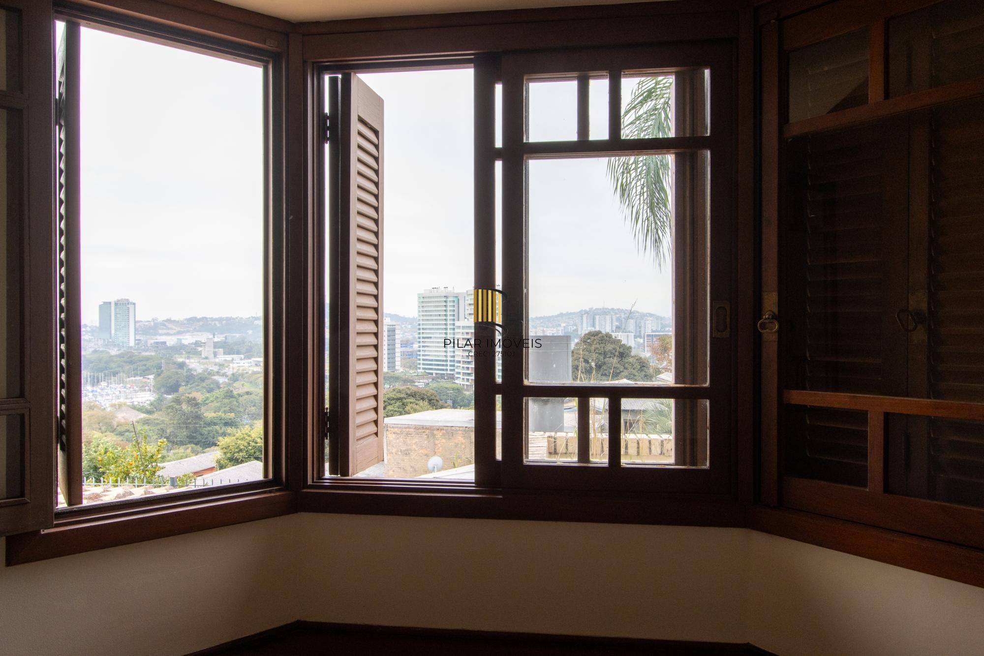 Casa Condominio 3 Dormitório(s) Bairro Vila Assunção