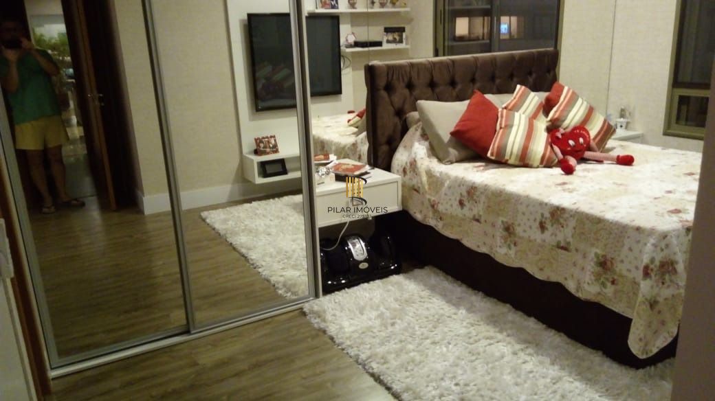 Apartamento para Venda - 104.51m², 3 dormitórios, sendo 1 suites, 1 vaga - Cavalhada