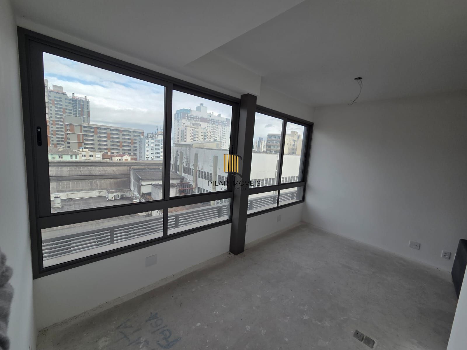 Apartamento de  dormitório no condomínio Artsy Cidade Baixa.