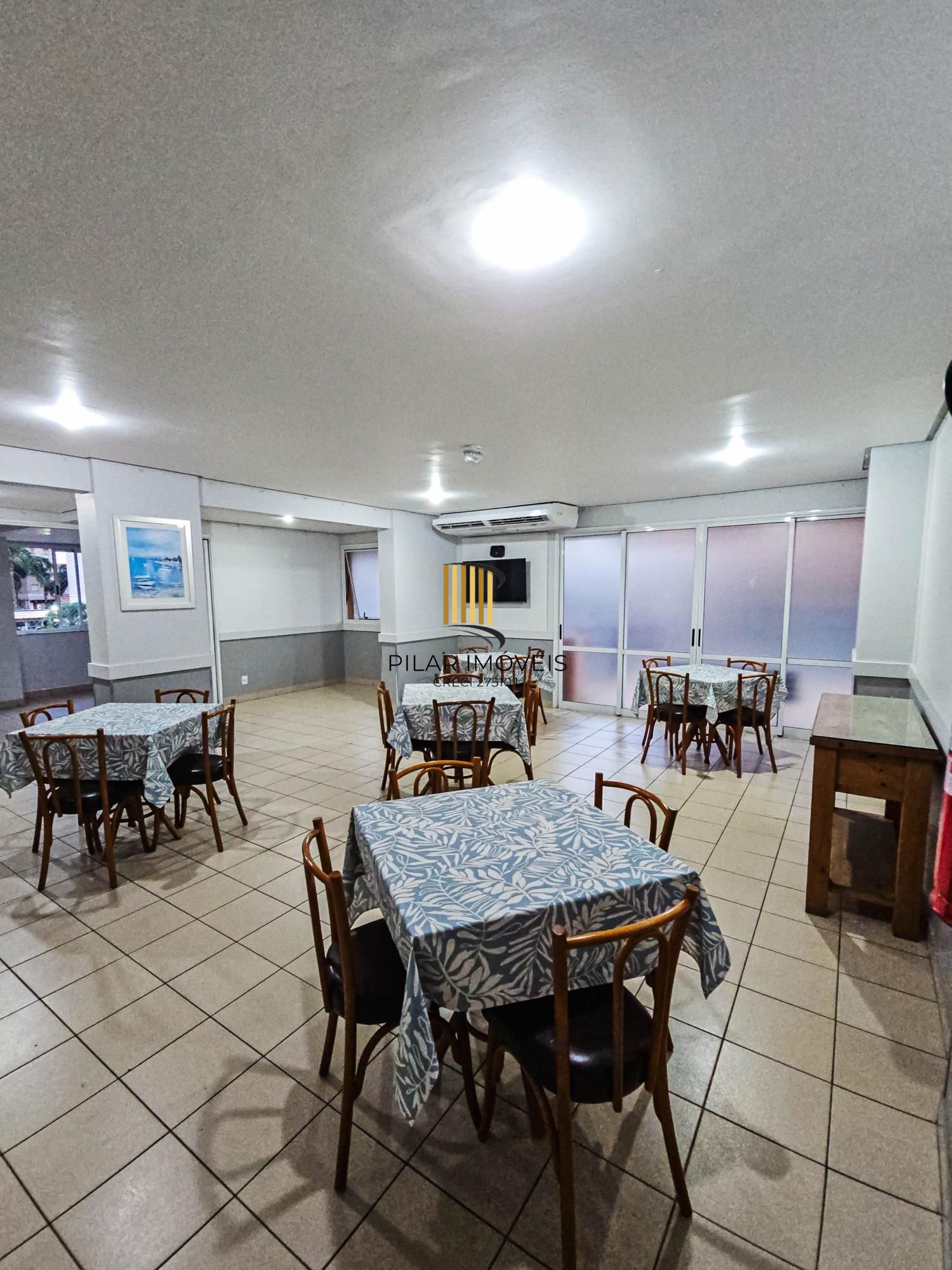 Apartamento 3 dormitórios no bairro Vila Ipiranga