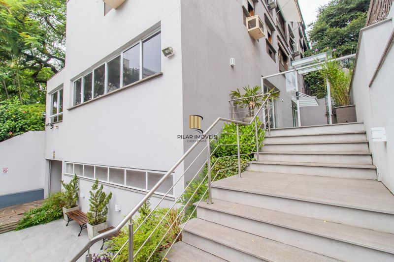 Cobertura Exclusiva com Vista Privilegiada no Coração do Bairro Moinhos de Vento