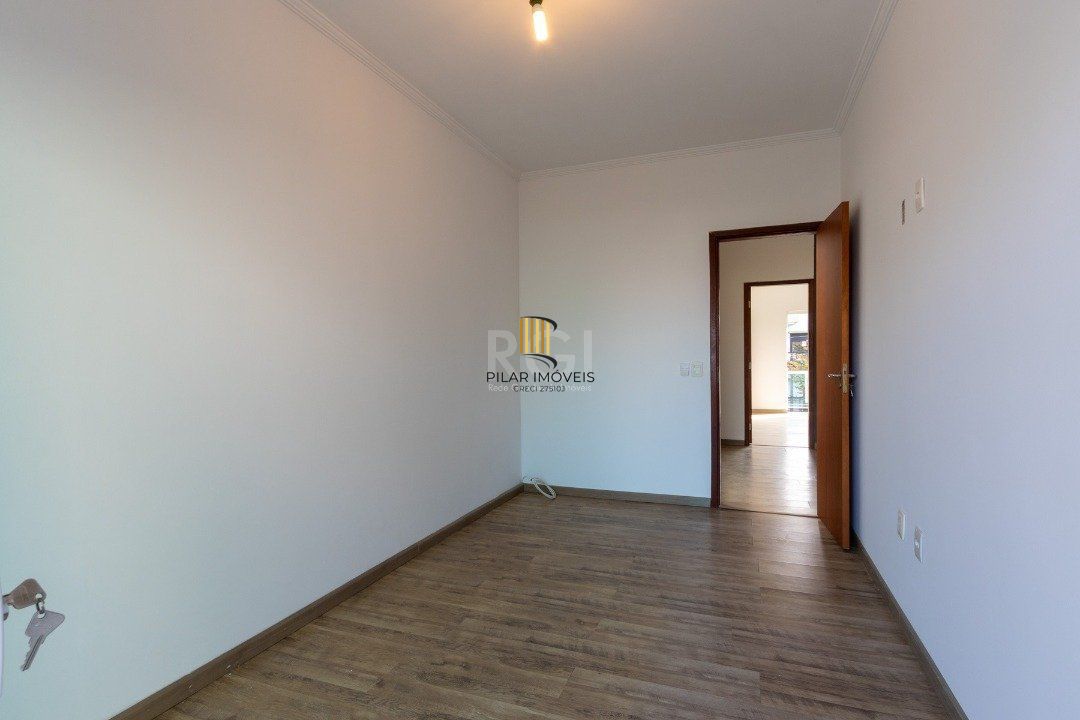 Casa para Venda - 178.4m², 3 dormitórios, sendo 1 suites, 2 vagas - Hípica