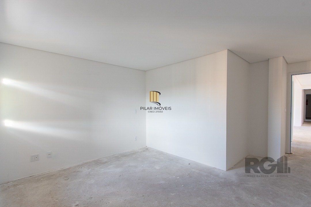 Cobertura para Venda - 214.34m², 3 dormitórios, sendo 3 suites, 2 vagas - Tristeza