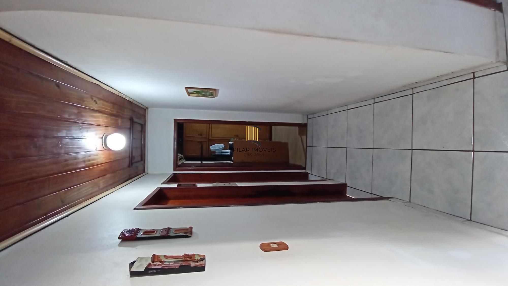 Terreno com 750m² na Av. Otto Niemeyer, bairro Camaquã