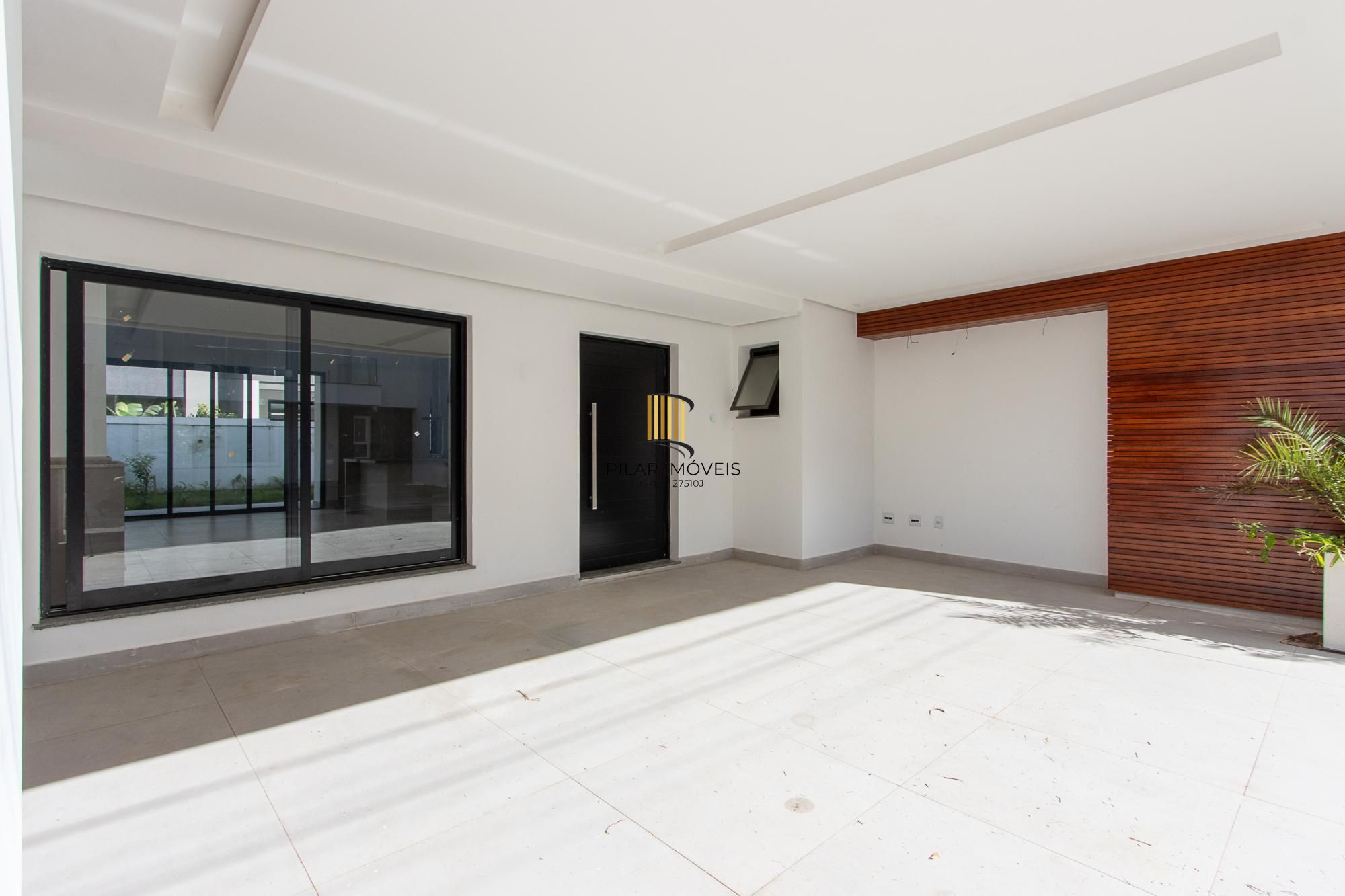 Casa de condomínio, 3 dormitórios, 3 suítes.