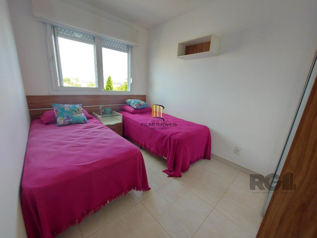 Casa em Condomínio Fechado com 3 quartos e 150m² privativos