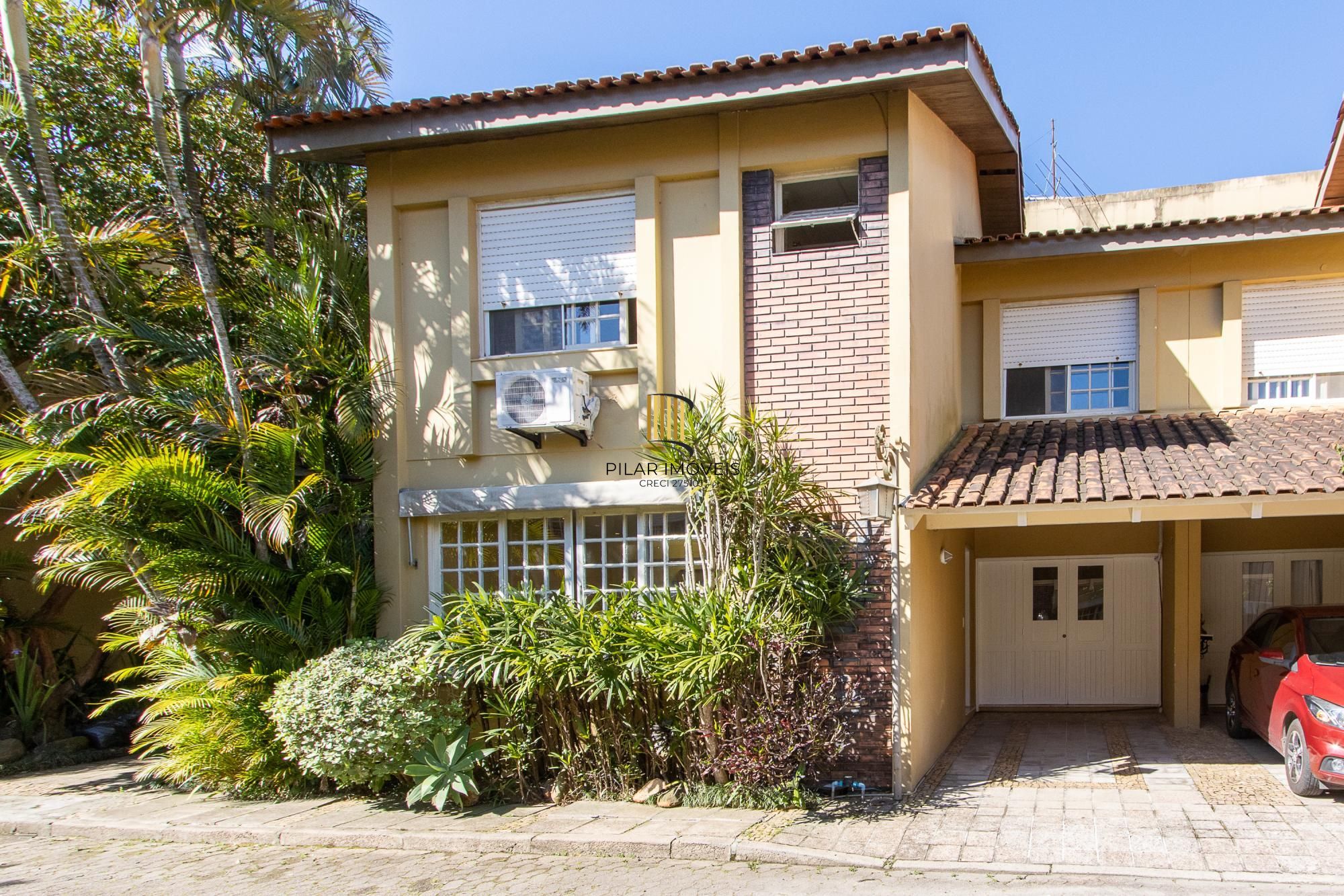 Casa condomínio, no bairro Tristeza, 175,17m² área privativa,03 dormitórios 01 suíte e 02 vagas! - Pilar Imóveis