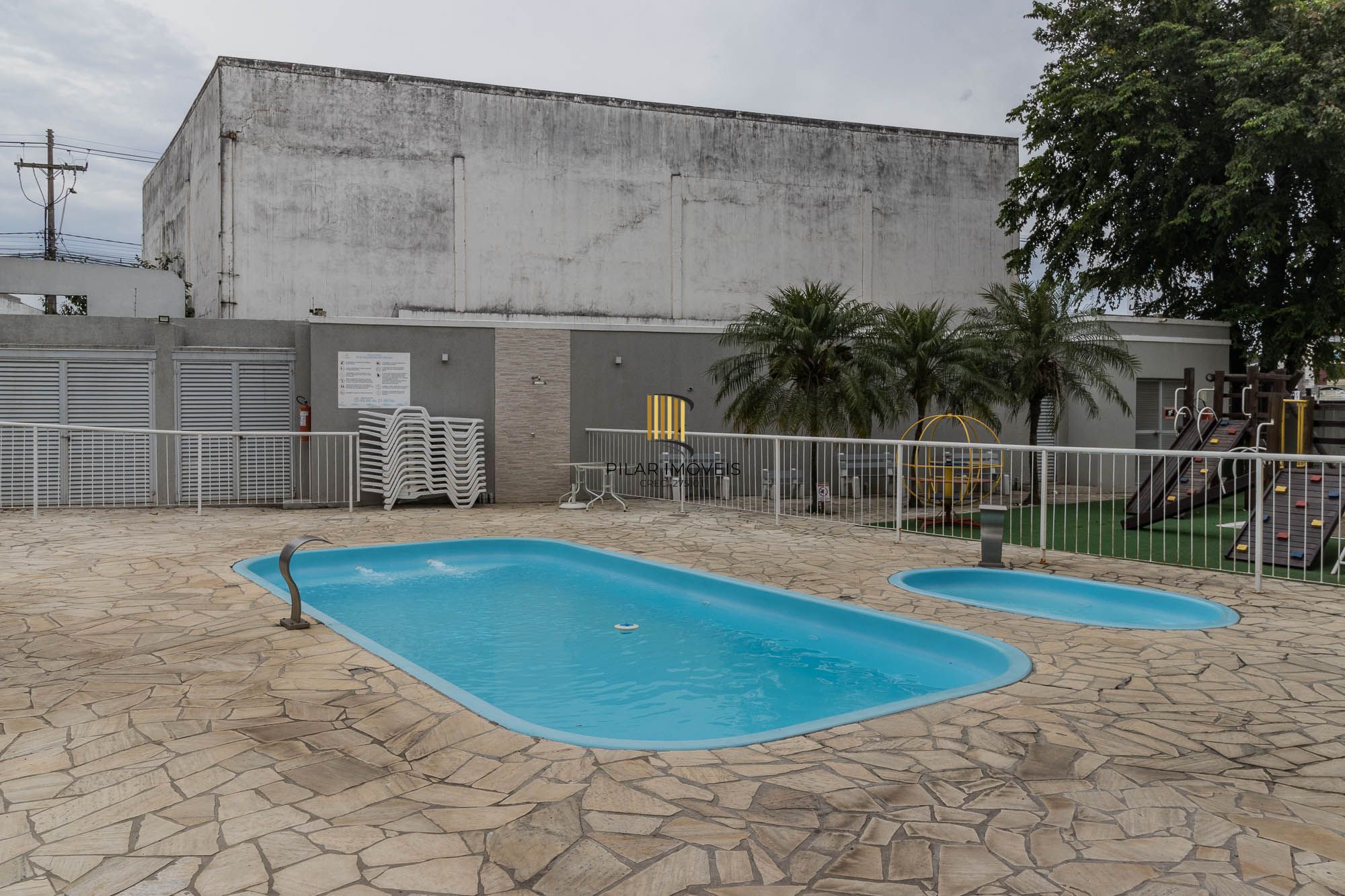 Apartamento 2 dormitórios no bairro Costa e Silva
