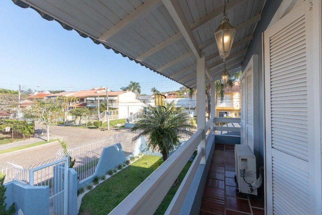 Casa para Venda - 256.5m², 3 dormitórios, sendo 1 suites, 2 vagas - Espirito Santo