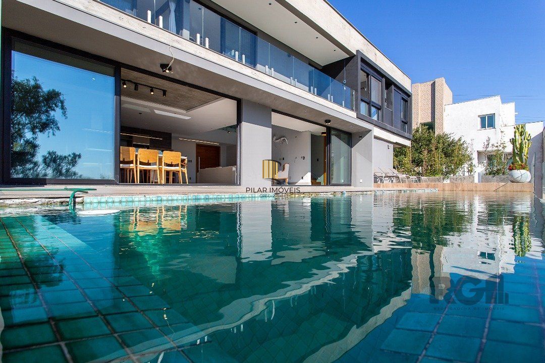 Casa Condominio 4 Dormitório(s) Bairro Teresópolis