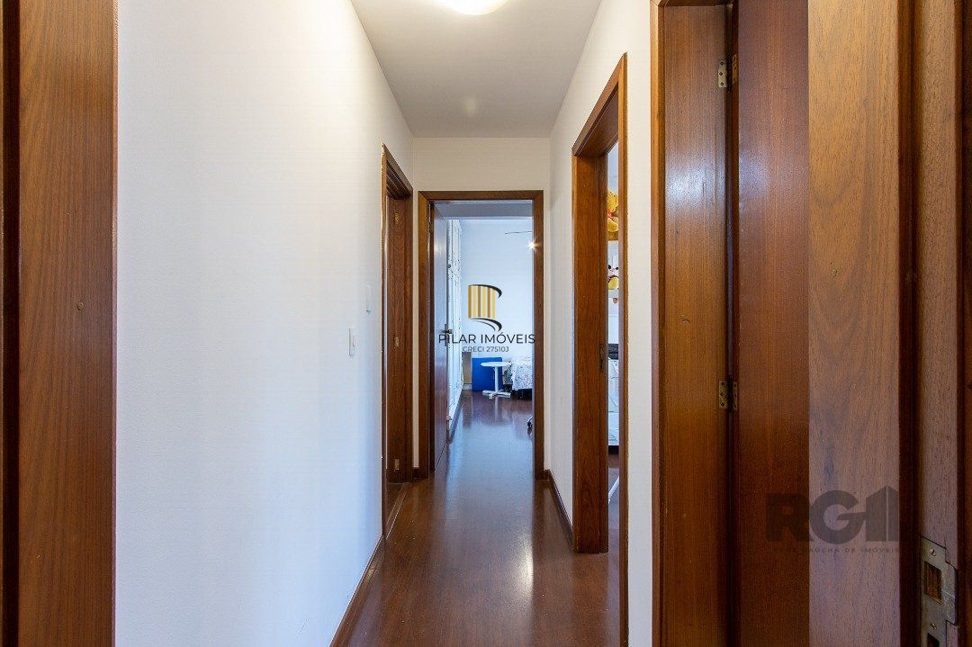 Apartamento 3 dormitórios no bairro Menino Deus
