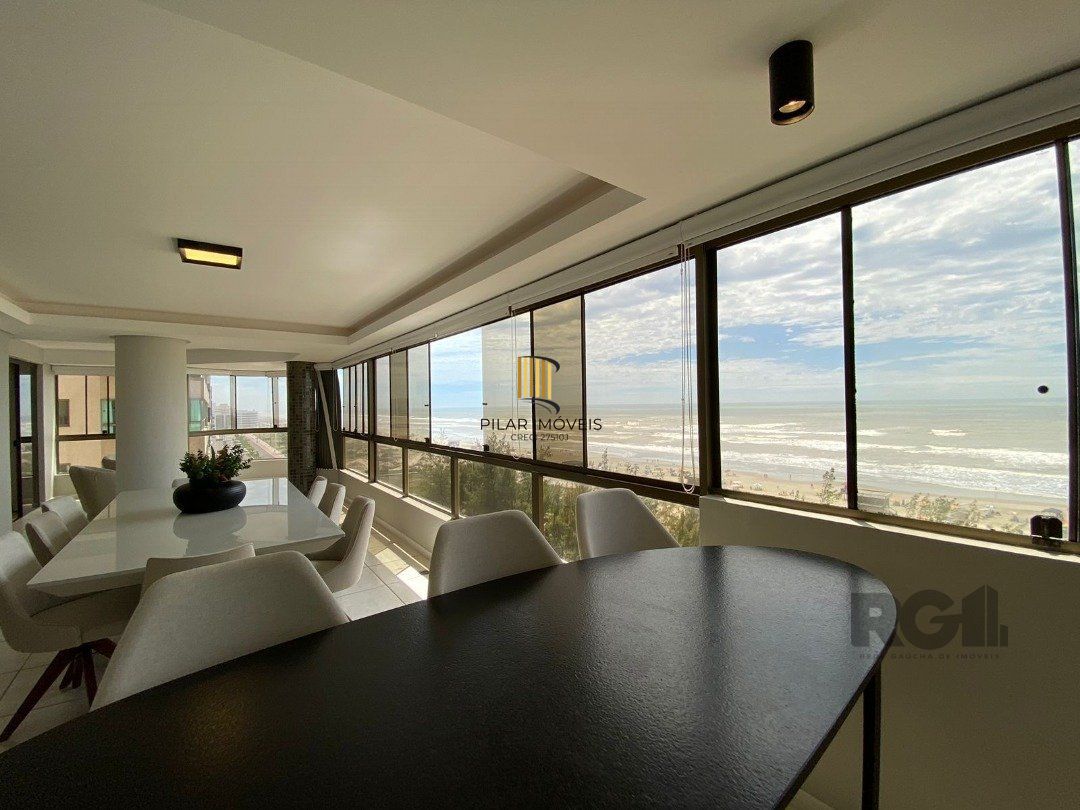 Apartamento à Beira Mar