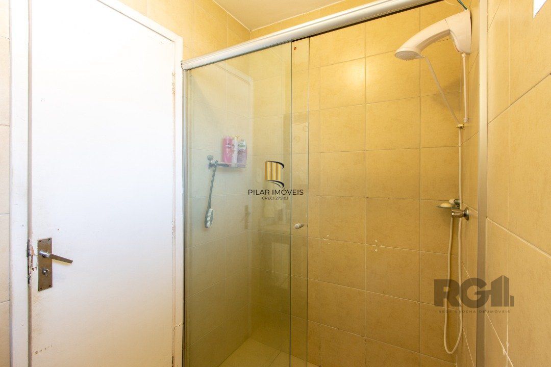 Casa em condomínio aberto, 3 quartos, edicula com 1 quarto - Bairro Santa Tereza