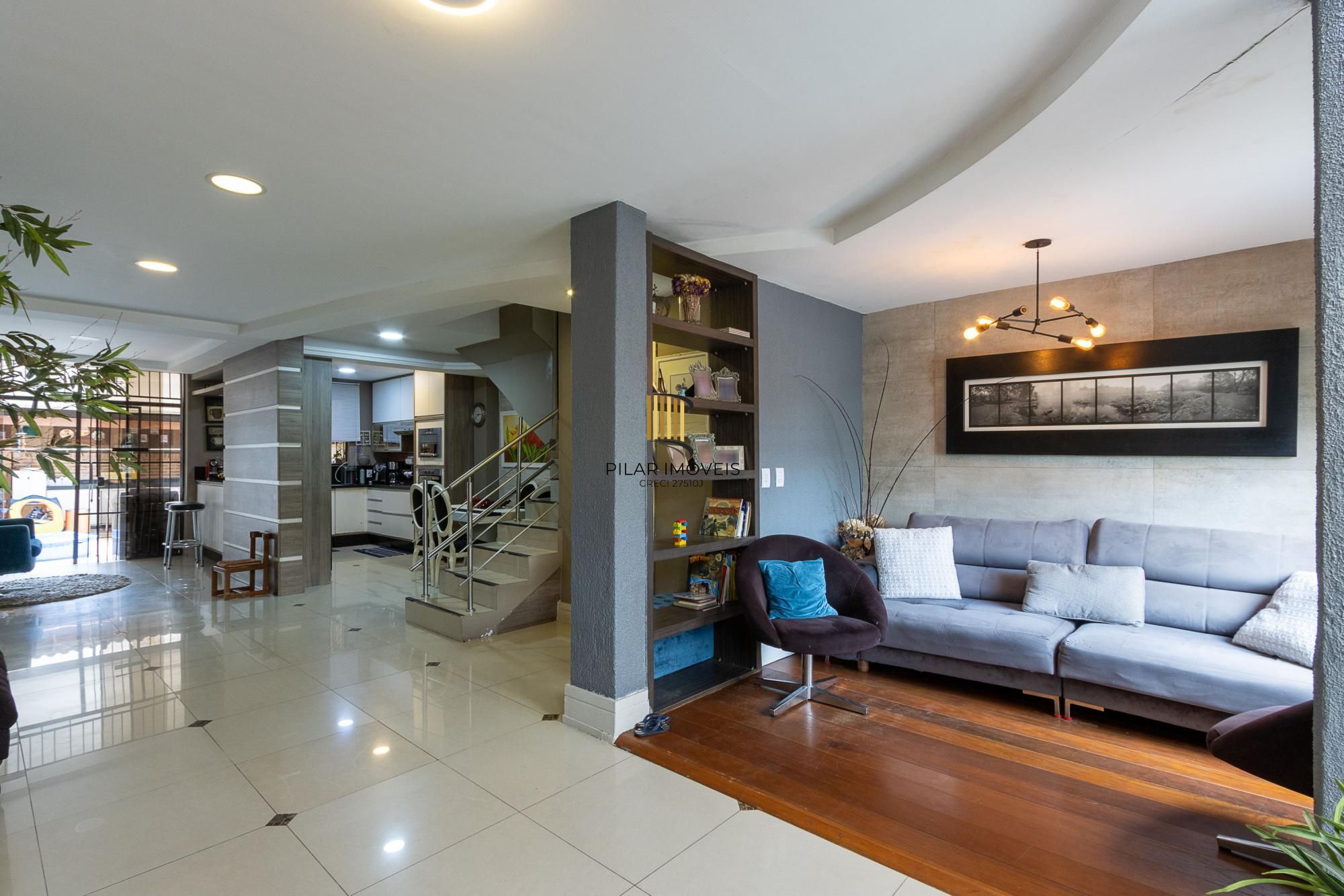 Casa 3 dormitórios no bairro Cristal