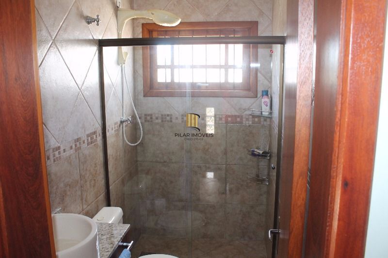Casa para Venda - 290.67m², 4 dormitórios, sendo 1 suites, 4 vagas - Camaquã