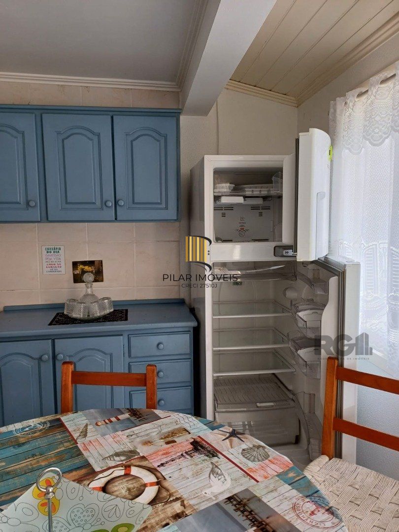 Casa de Condomínio 2 dormitórios no bairro Capão Novo