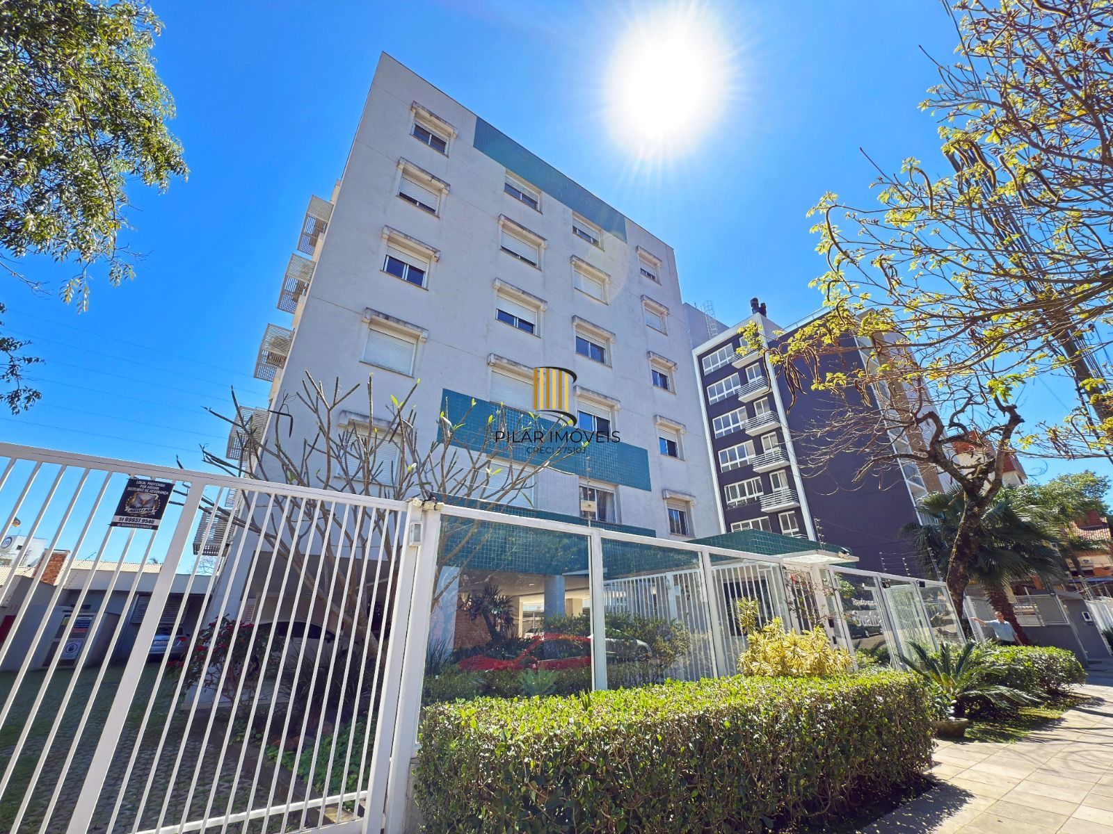 Excelente apartamento de 3 dormitórios, 1 suíte e 2 vagas de garagem.