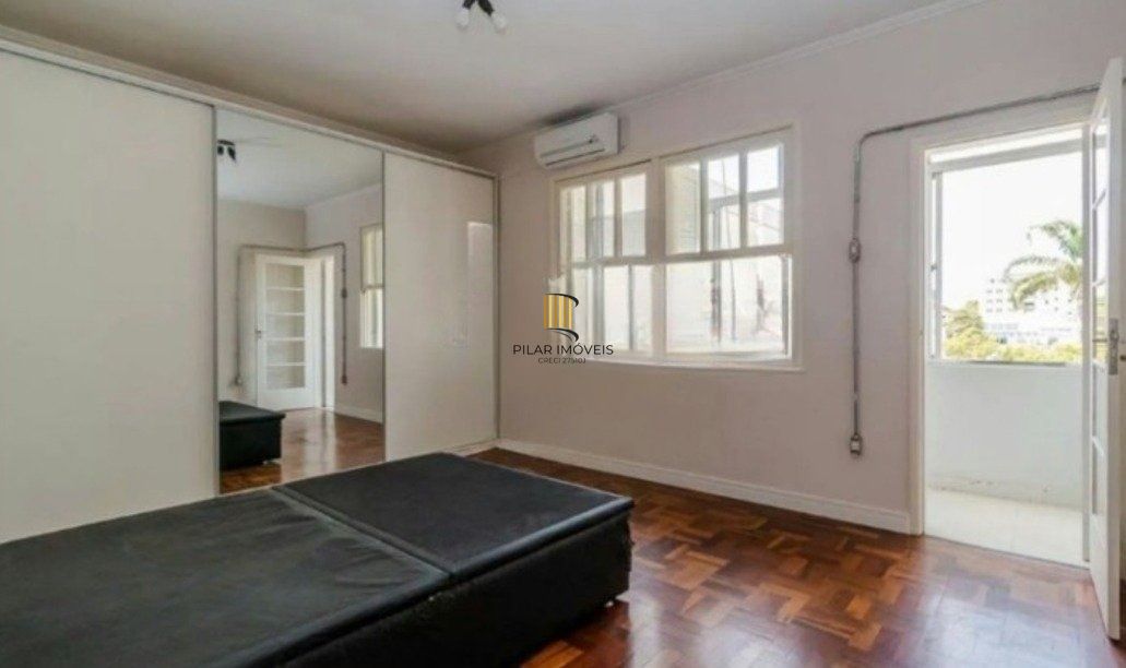 Apartamento mobiliado de 2 dormitórios ao lado da Redenção