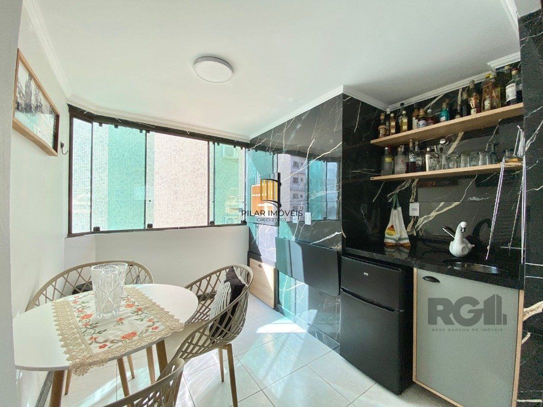 Apartamento 2 dormitórios no bairro Centro