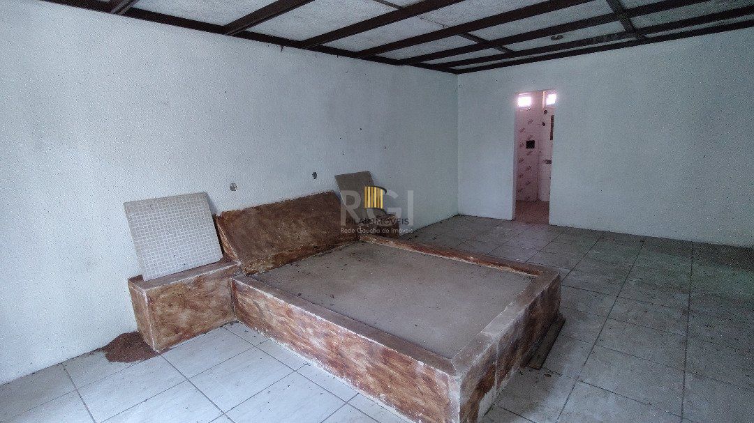 Casa para Venda - 190.8m², 3 dormitórios, 4 vagas - Rubem Berta