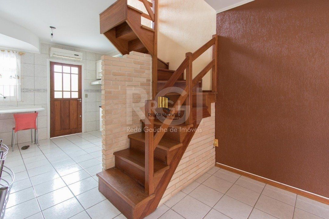 Casa Condominio para Venda - 92.32m², 3 dormitórios, sendo 1 suites, 2 vagas - Cristal