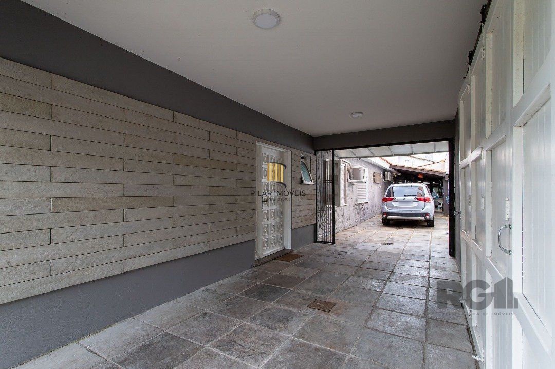 Casa 4 dormitórios no bairro Jardim Isabel