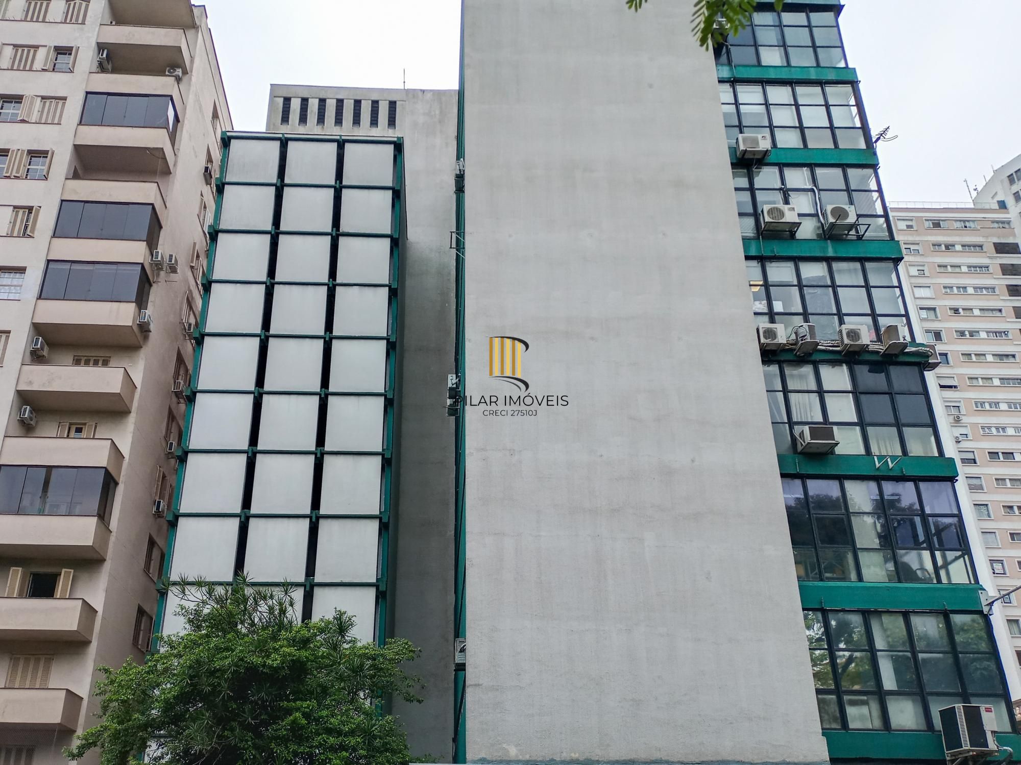 Sala comercial no Edifício Uarumã.