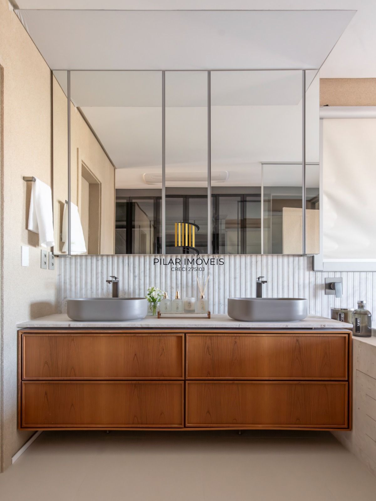 Cobertura para Venda - 483.85m², 3 dormitórios, sendo 3 suites, 4 vagas - Vila Assunção