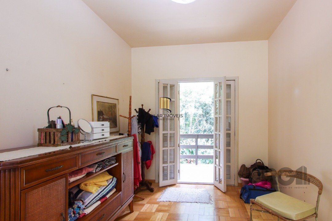 Casa com 3 quartos, suite em terreno com 7.320m² - Belem Velho