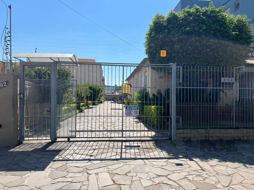 Apartamento 1 dormitório no bairro Camaquã, zona sul de Porto Alegre