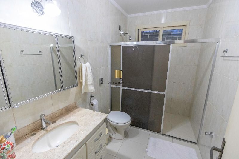 Casa para Venda - 231.72m², 4 dormitórios, sendo 1 suites, 3 vagas - Tristeza