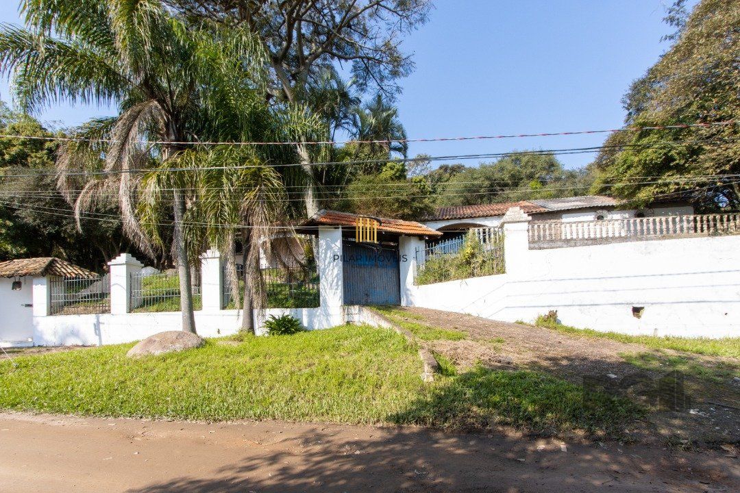 Casa 3 dormitórios no bairro Belém Novo