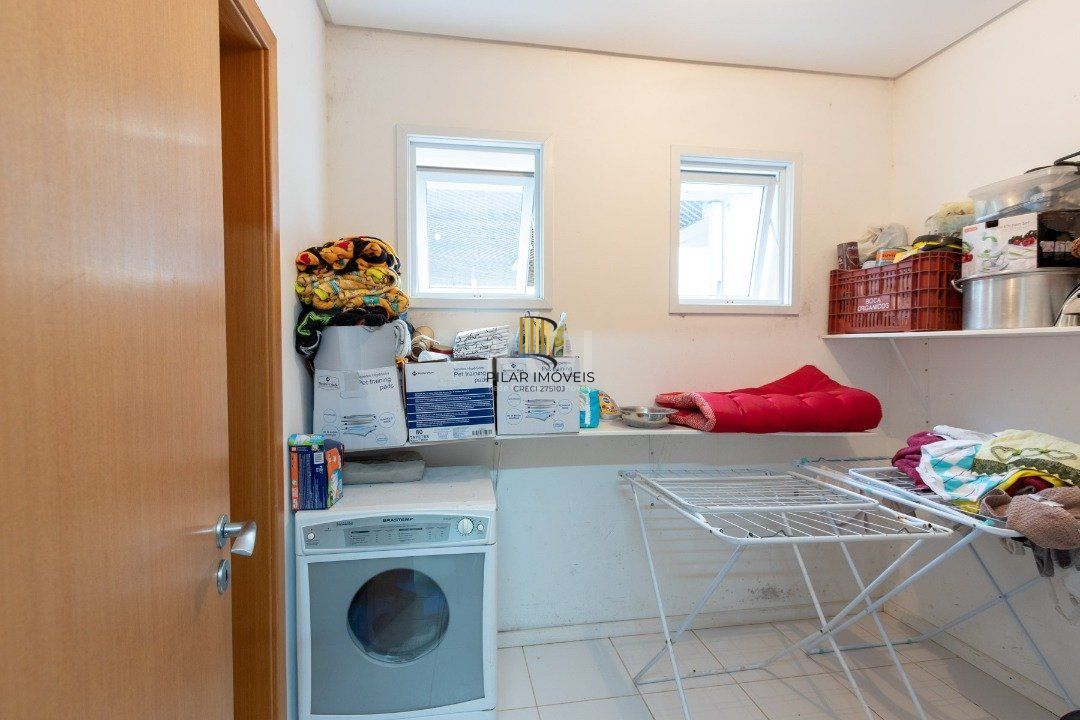 Casa 3 Dormitório(s) Bairro Terra Ville