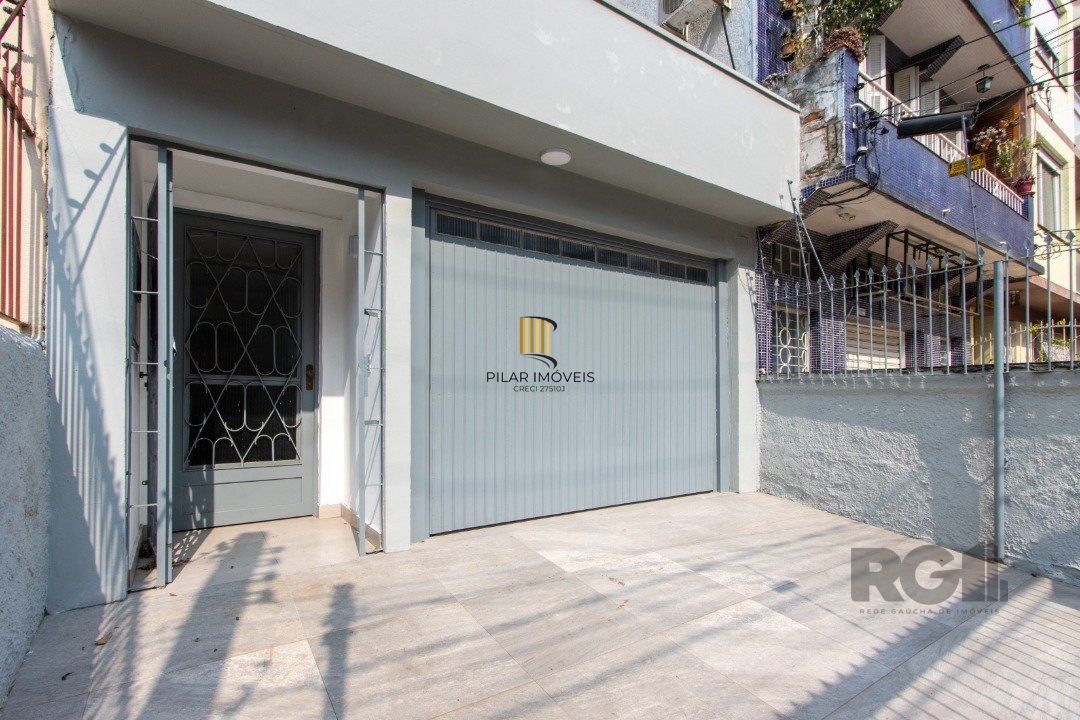 Casa 3 dormitórios no bairro Cidade Baixa