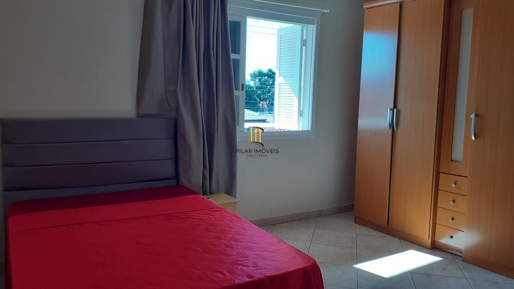 Casa 4 dormitórios no bairro Costa e Silva