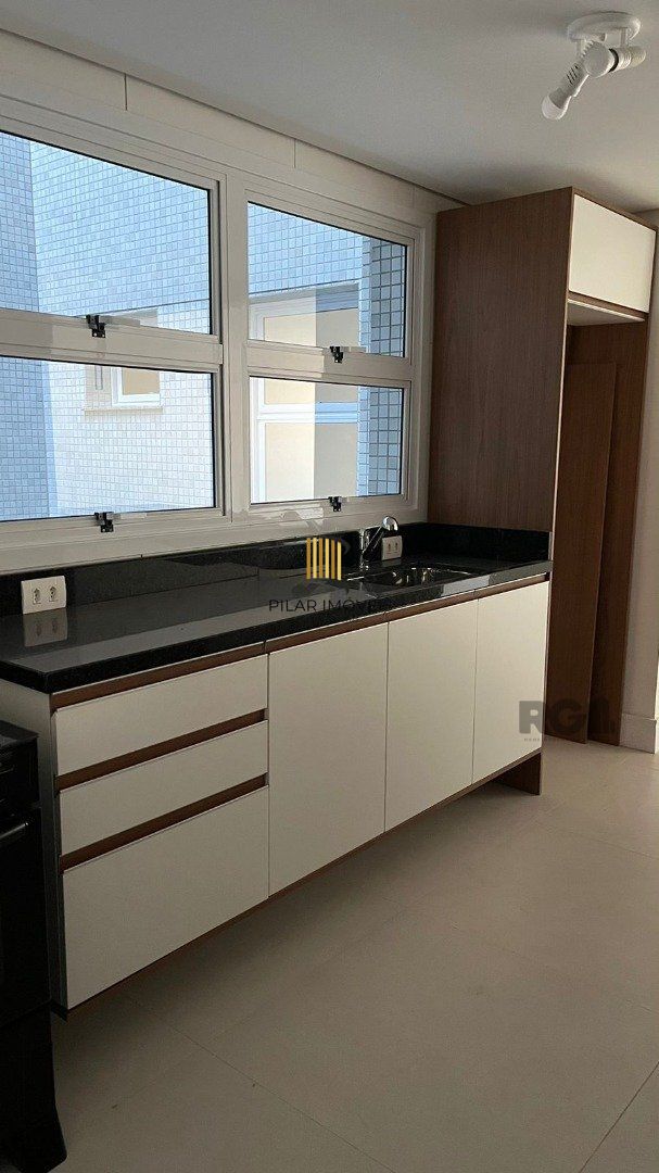 Apartamento 3 dormitórios no bairro Tristeza
