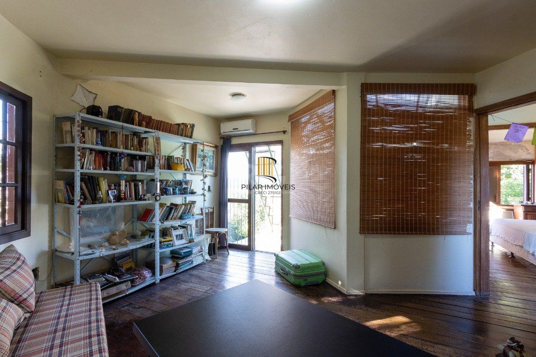 Casa 3 dormitórios no bairro Belém Novo