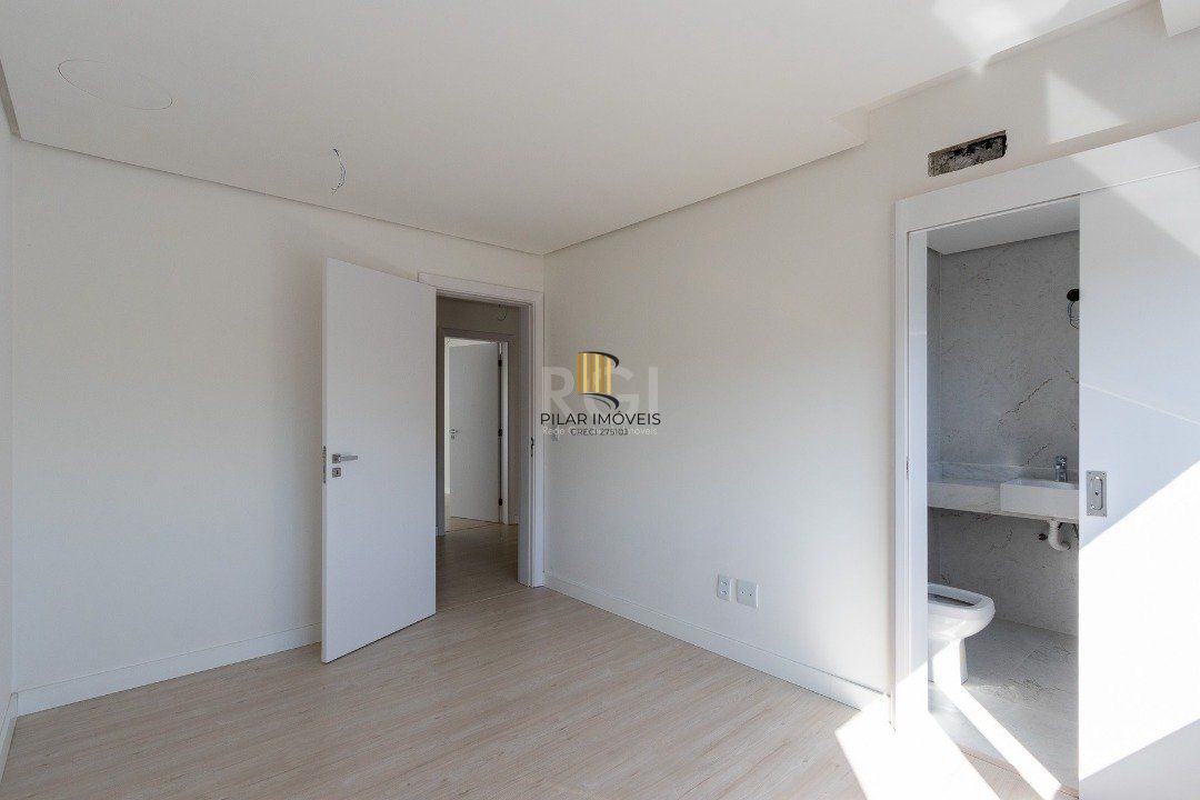 Casa Condominio para Venda - 306.18m², 3 dormitórios, sendo 3 suites, 3 vagas - Vila Assunção