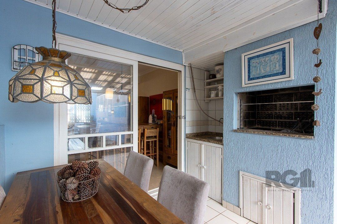 Casa 4 dormitórios no bairro Vila Conceição