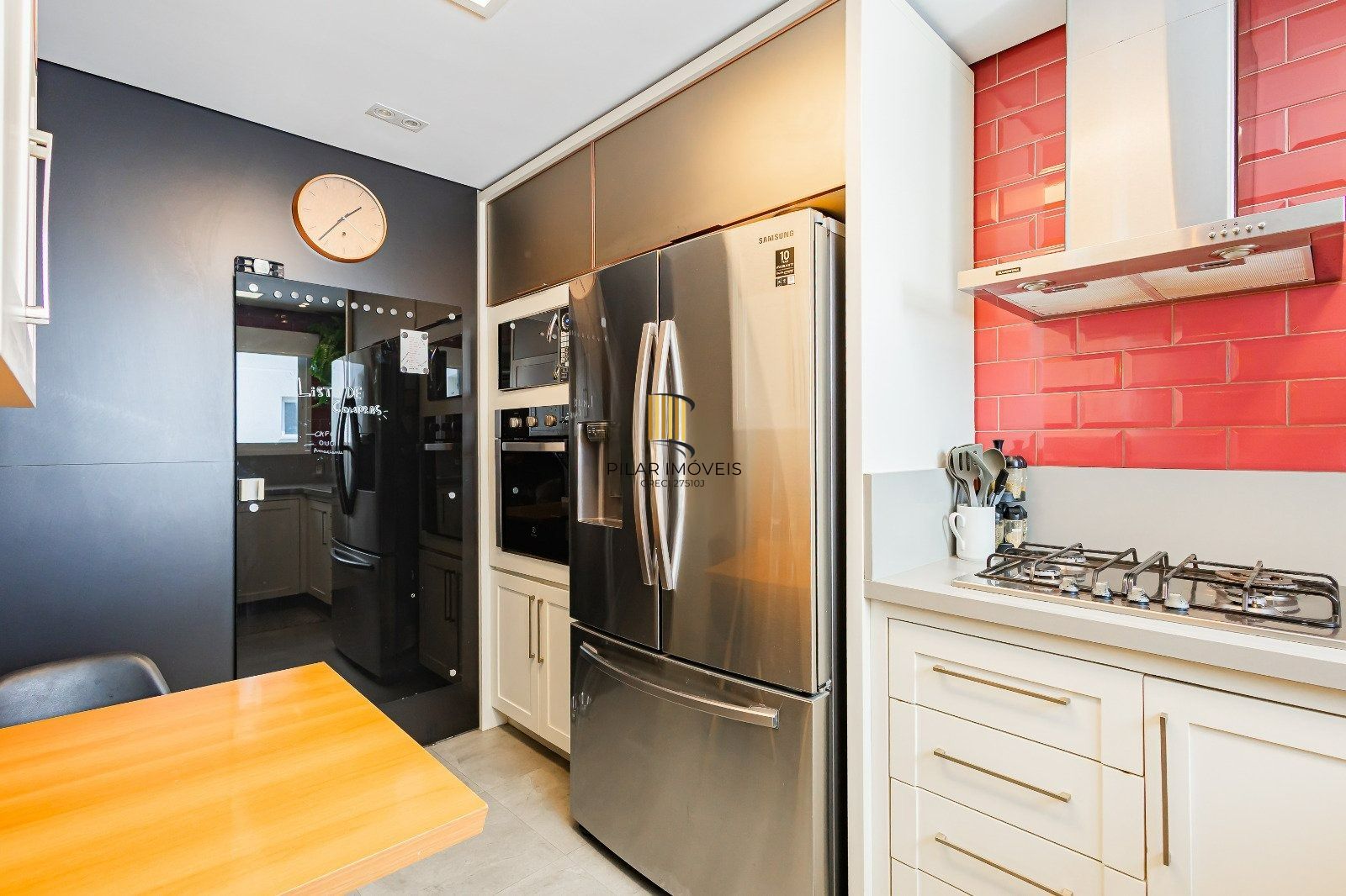 Apartamento Espetacular com 3 Suítes e Área Social Ampla no Passo d'Areia