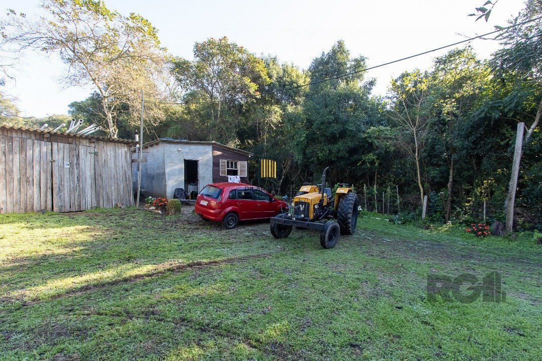 Terreno no bairro Itapuã
